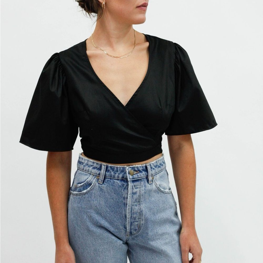 LISA‎ SAYS GAH Maria Wrap Top in Black